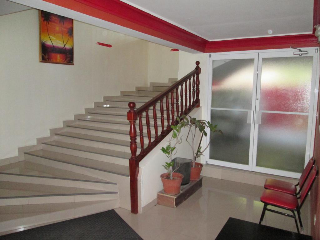 Seven Stars Hotel Musseau Экстерьер фото